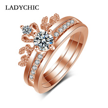 LADYCHIC изысканные подвижные кольца в форме короны для женщин модные блестящие розового/белого золота кубический цирконий ювелирные изделия LR1020 2024 - купить недорого