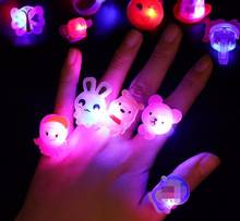 5 шт./компл. светящиеся кольца новые детские игрушки флэш-Подарки Светодиодные Мультяшные огни светится в темноте игрушки для детей 2024 - купить недорого