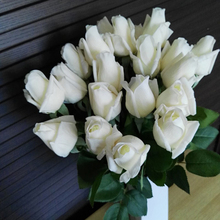 Rosas de tacto Real para decoración de banquetes, ramo de flores artificiales para el hogar y la boda, 25 unidades 2024 - compra barato