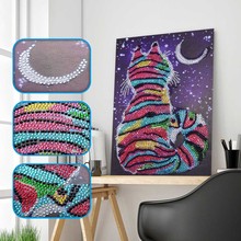 Os Recém-chegados Gato 5D Parcial Padrão Lua Em Forma de Especial Pintura Diamante DIY Broca do Ponto da Cruz de Strass Bordados Artesanato Artes 2024 - compre barato