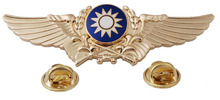 Китайский армейский авиационный металлический значок, золотой знак 33168 2024 - купить недорого