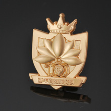 gold badge personalized fashion military badges with pin cheap custom 3D metal lapel pin 2024 - buy cheap