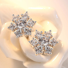 Exquisite Kpop Crystal Earrings for Women Minimalist AAA Cubic Zirconia Stone Snowflake Stud Earring Wedding Party Jewelry Gift 2024 - buy cheap