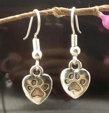 Pendientes colgantes con diseño de pata de perro, gato, oso, corazón, amor, joyería de moda, 50 pares, venta al por mayor 2024 - compra barato