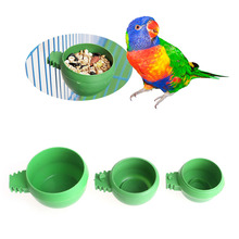 Alimentador de água para papagaio, mini palhetas de plástico para alimentar pássaros, gaiola de areia 2024 - compre barato