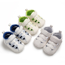 Новинка; обувь для маленьких мальчиков; Новая модная летняя повседневная мягкая обувь из искусственной кожи для новорожденных; обувь для малышей 2024 - купить недорого