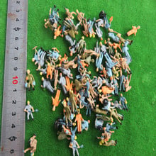 50pcs 1:87 HO Scale Railway Model Painted Worker 2.2cm With Ladder And Tool Good Quality 2024 - buy cheap