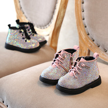 Новая модная зимняя детская обувь; Нескользящие теплые модные зимние Ботинки Martin со стразами для девочек 1-3 лет. 2024 - купить недорого