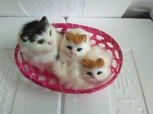 Sobre 7-10cm gatos brancos modelo família 3 membros em um cesto, polietileno e furs artesanato decoração em miniatura brinquedo presente a2336 2024 - compre barato