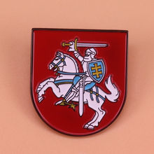 Bandeira da lituânia pin de esmalte emblema nacional crachá cavalo escudo broche espada cruz pinos homens camisa acessórios jóias patriótico gif 2024 - compre barato
