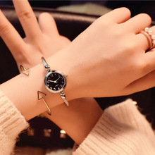 Relógio de pulso feminino com pulseira de números, relógio retrô de quartzo para mulheres, moda pequena, 2018, marca popular, números simples, bracelete, relógio de pulso 2024 - compre barato