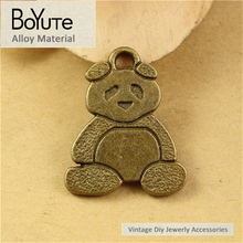BoYuTe (40 unids/lote) 21*26MM antiguo Chapado en aleación de bronce amuletos Panda colgantes para fabricación de joyería DIY artesanal 2024 - compra barato