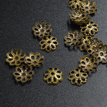 Talismã de metal 7mm 1000 para fazer joias, charmoso com flores vazadas 2024 - compre barato
