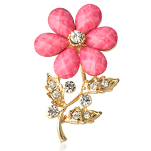 2019 New Arrived Fashion Retro Gold Alloy rhinestone brooch Resin Flower Shape Female Brooches for women pin up broche jewelry 2024 - buy cheap