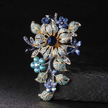 Ювелирные изделия Donia, брошь-бабочка в виде синего цветка с кристаллом, ювелирное изделие, аксессуары для пальто 2024 - купить недорого