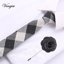 Corbata de algodón europea para hombre, corbatas delgadas de punto estrecho, lazo de cuadros informales y conjunto de broche, corbata inglesa 2024 - compra barato