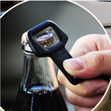Пряжка автомобильного ремня безопасности Автомобильная открывалка для бутылок для Volkswagen Golf 5 6 7 Jetta MK5 MK6 MK7 CC Tiguan Passat B6 b7 Scirocco Touareg 2024 - купить недорого