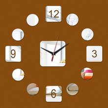 Акриловые настенные часы для украшения дома зеркальные настенные часы Европейский дизайн наклейки для стены в гостиной reloj росписи 2024 - купить недорого