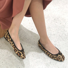 Bailarinas con estampado de leopardo para mujer, zapatos planos con punta redonda y pajarita, alpargatas sexys de cuero de gamuza, 111 2024 - compra barato