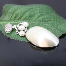 L008 New marine natural white shell abalone shell pearl pendant,Fit fashion female necklace DIY making wholesale 2024 - buy cheap