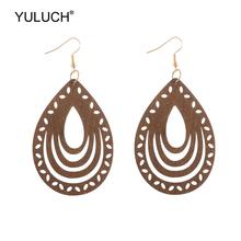 Yuluch brincos suspensos para mulheres, brincos grandes de madeira vazados tipo gota, design étnico africano, 7 cores, moda pop, 2019 2024 - compre barato