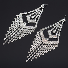 YFJEWE-pendientes de flores de cristal para mujer, joyería de moda de plata, diseño Simple, aretes de brillantes, joyería E493 2024 - compra barato