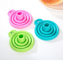 1 pieza de silicona portátil embudo plegable estilo plegable embudo tolva cocina Cozinha herramientas de cocina Gadgets Color aleatorio OK 0956 2024 - compra barato