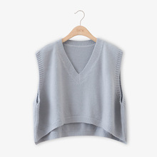 Женский короткий свитер с v-образным вырезом без рукавов 2024 - купить недорого