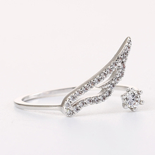 Простое регулируемое кольцо с крыльями ангела, кольцо серебряного цвета с микрозакрепкой из циркония для женщин, модные свадебные украшения, Женское кольцо 2024 - купить недорого