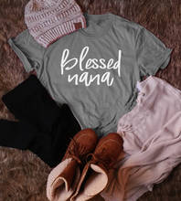 Футболка с надписью «Blessed Nana» забавная хлопковая футболка с надписью «Blessed Harajuku», топы для девочек в подарок, модные топы, повседневные винтажные серые футболки с надписью 2024 - купить недорого