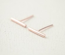Brincos pequenos de barra com design simples, brincos de barra fofos para mulheres, joias fashion ed079 2024 - compre barato