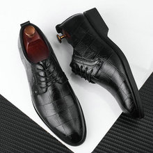 Sapatos sociais masculinos, preto, marrom, cano baixo, tamanhos grandes e 40-47, para casamento, sapatos planos 2024 - compre barato
