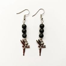 Pendientes colgantes de cuentas de piedra de Lava Natural de 6mm, joyería de Ángel de Hada de plata tibetana, colgantes, pendientes hechos a mano 2024 - compra barato