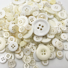 Branco mix tamanho 50 grama diy fazendo mão tricô boneca roupas botões resina promoções costura mista scrapbook ph218 2024 - compre barato