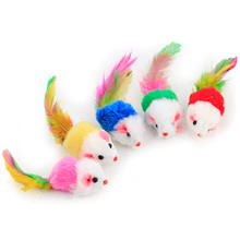 Красочные игрушки для домашних животных, мягкие плюшевые искусственные мыши, мыши, кошки, игрушки с красочными перьями 2024 - купить недорого