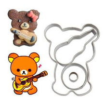 Guitarra con forma de oso de dibujos animados 3D, cortadores de galletas en acero inoxidable, cortador de tostadas, molde para hornear pasteles y Fondant 2024 - compra barato