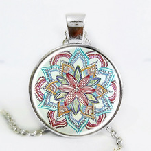 Colares e pingentes de flores de mandala, gargantilha com cúpula de vidro e strass, colar de henna yaga, símbolo do budismo om, 3 cores 2024 - compre barato