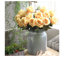 Flores artificiales de rosas blancas para decoración de bodas, ramo de rosas para envío romántico, decoración para el hogar y la boda, 10 unids/lote 2024 - compra barato