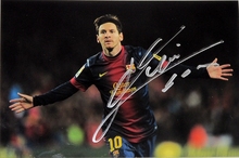 Lionel Messi Signature photo classic action set posters HD Print Size 50x75cm Wall Sticker Free shipping  67 2024 - buy cheap