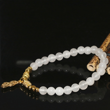 Cuentas de Calcedonia de jade blanco y piedra natural para mujer, pulsera de cuentas redondas de 6mm, accesorio de color dorado, joyería de 7,5 pulgadas, B1956 2024 - compra barato