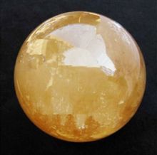 Bola natural da esfera do cristal de quartzo da calcite do citrino que cura 48mm + suporte 2024 - compre barato