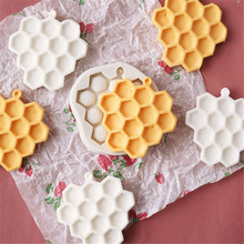 1PC DIY Bakeware Durable Cartoon Honey Honeycomb Hive Silicone Mold Cupcake Fondant Chocolate Cake Mould Cake Decorating Tools 2024 - buy cheap