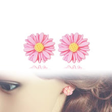 Fashion Cute Girls Tiny Resin Flower Magnet Earring For Women Magnetic Stud Earings Allergy Free Brincos Jewelry Party Gift 2024 - buy cheap