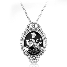 MQCHUN Cosplay Jewelry Fashion Movie Twilight Vampire Rosalie's Necklace Cullen Lion Crest Pendant Necklace-30 2024 - buy cheap