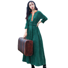 Frete grátis 2019 nova veludo primavera e outono feminino longo maxi com decote em v S-XL vintage vestido verde com cinto de três quartos manga 2024 - compre barato