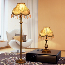 Lámpara de pie de tela de cristal europea, sala de estar de suelo Luz Vertical para, dormitorio americano moderno, mesita de noche 2024 - compra barato
