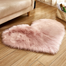 Alfombra peluda larga para habitación de bebé, alfombra de pelo grande, rosa, azul y blanco, con forma de corazón de amor, de piel de oveja Artificial, suave, para dormitorio 2024 - compra barato