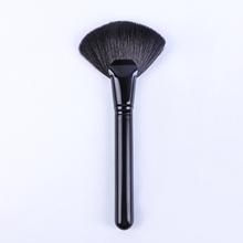 AMSIC 1PC Soft Makeup Large Fan Brush Foundation Blush Blusher Powder Highlighter Brush Powder brushes Cosmetic Brushes 2024 - buy cheap