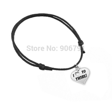 Cadena de cera de aleación de zinc con I love to twirl heart charm 2024 - compra barato