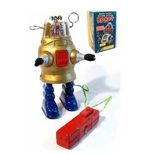 2019 Новый винтажный Ретро жестяной робот, игрушки, классический заводной астронавт, жестяной робот, игрушка для взрослых, детей, коллекционный подарок 2024 - купить недорого